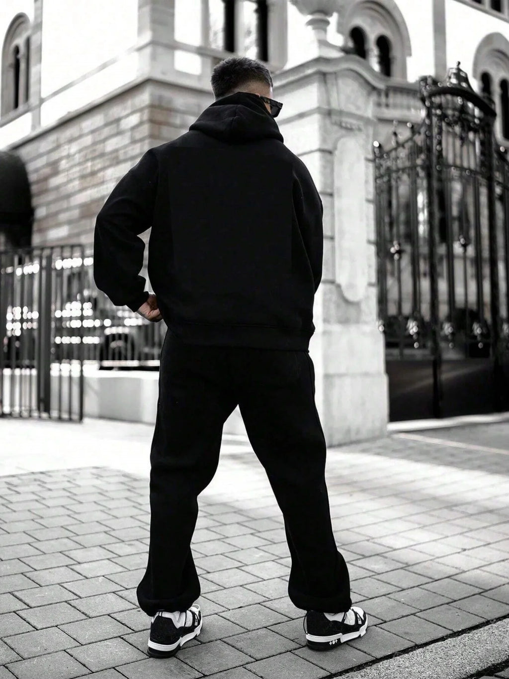 Men’s fall/winter set: hoodie + corduroy pants! Breathable hoodie, thick warm pants. One set for outfits, fall/winter must-have!